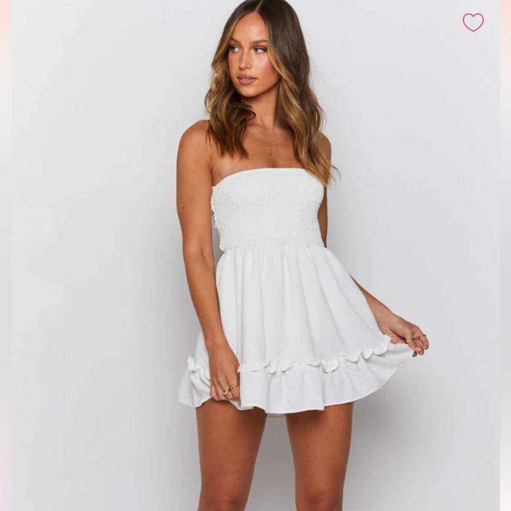 Beginning boutique white mini dress (m/aus 10/us 6)